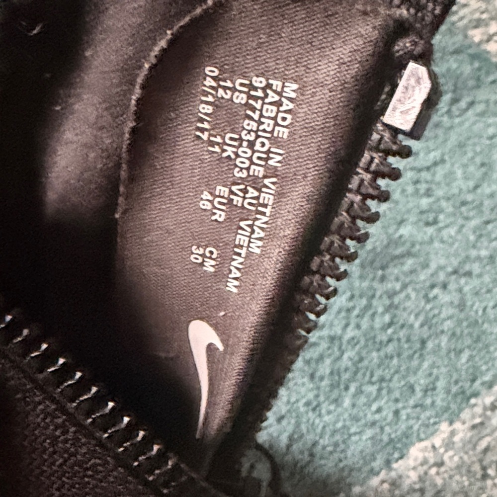 Nike Men’s Black Air Force 1 - Picture 2 of 5